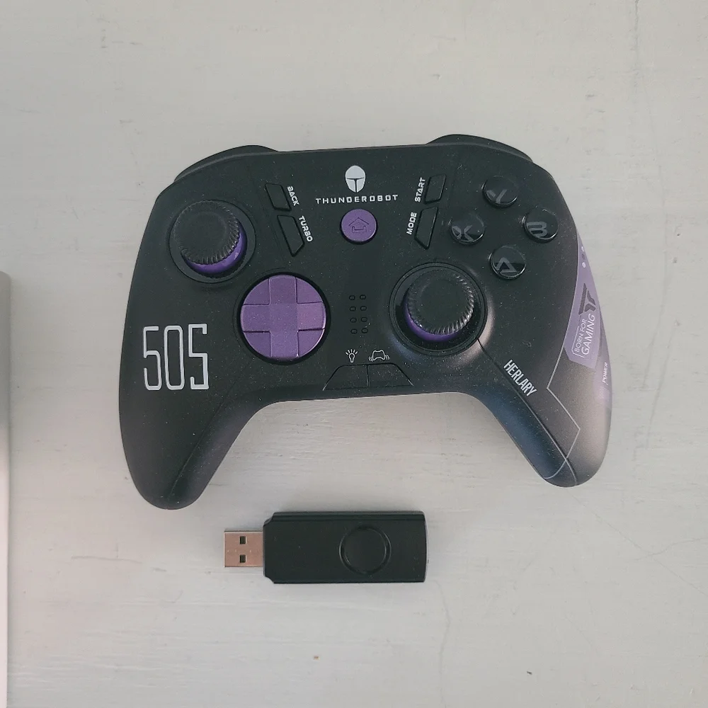 Thunderobot G50S Wireless Gaming Controller